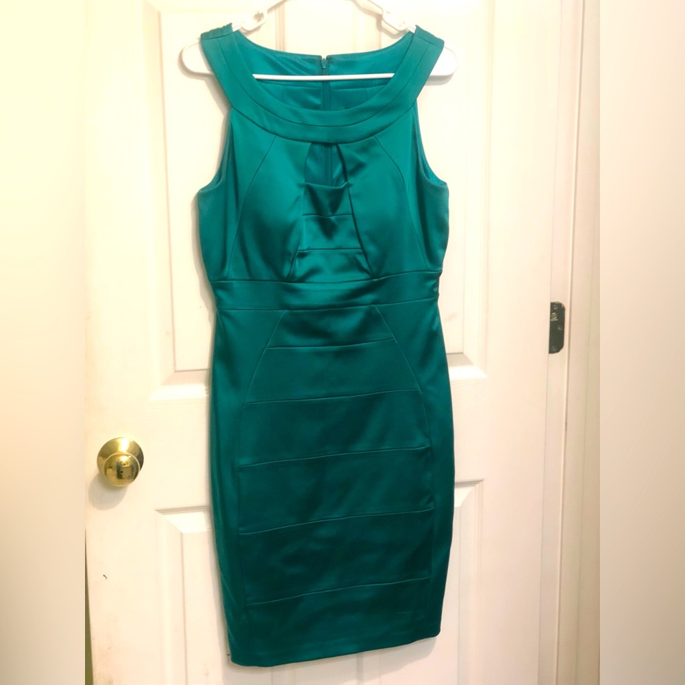 EUC Jax Emerald Green Satin Cocktail Dress 8